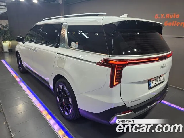 Kia Canival Новый Carnival 4 поколение Бензин 9 мест Signature — Фото автомобиля 2