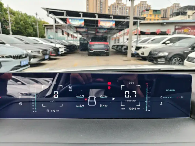 Changan Lamore — Фото автомобиля 10