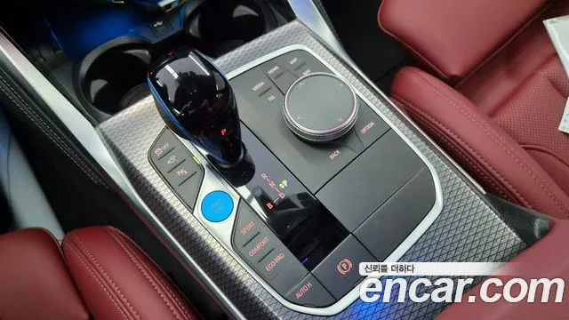 BMW i4 — Фото автомобиля 9