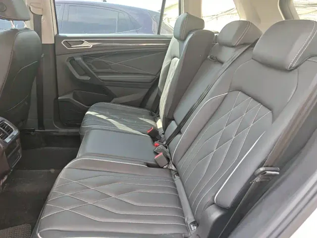 Volkswagen Tiguan L — Фото автомобиля 16