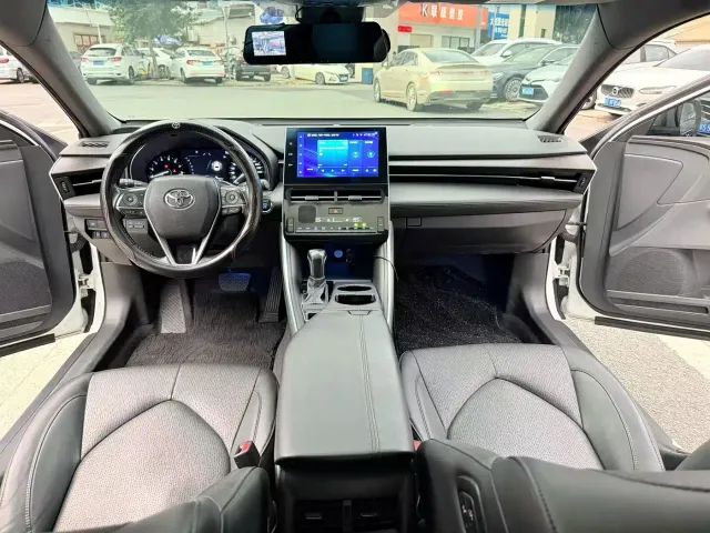 Toyota Avalon — Фото автомобиля 6