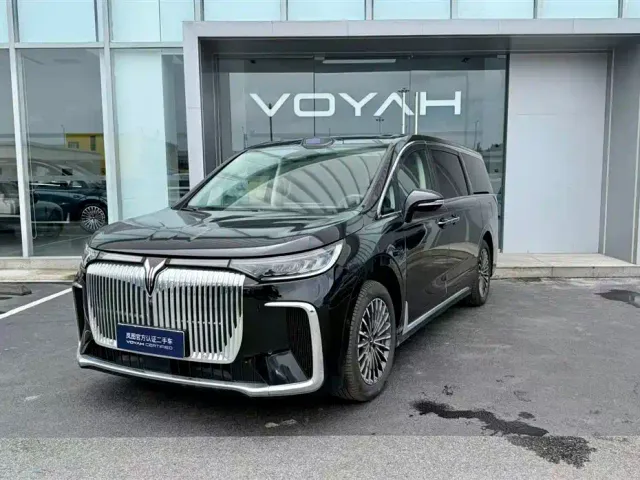 Фотография автомобиля — Voyah Dreamer