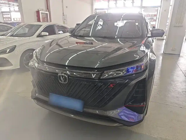 Changan CS75 Plus — Фото автомобиля 2