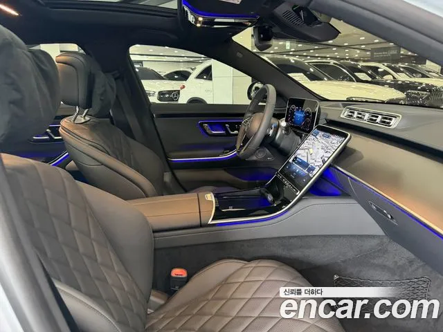 Mercedes-Benz S-Class — Фото автомобиля 18