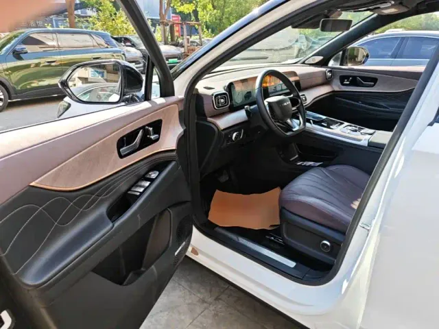Chery Tiggo 9 — Фото автомобиля 15
