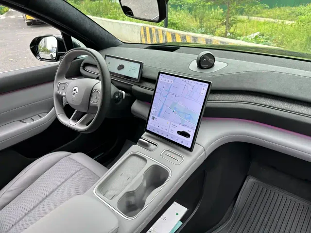 Nio EC6 — Фото автомобиля 14