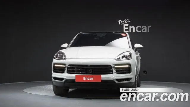 Porsche Cayenne — Фото автомобиля 3
