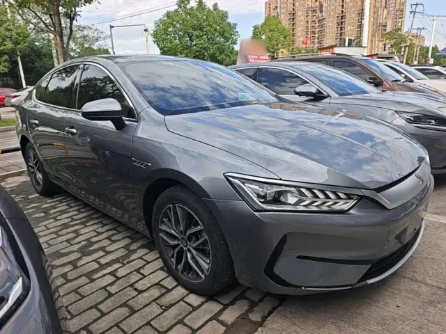 BYD Qin PLUS — Фото автомобиля 3