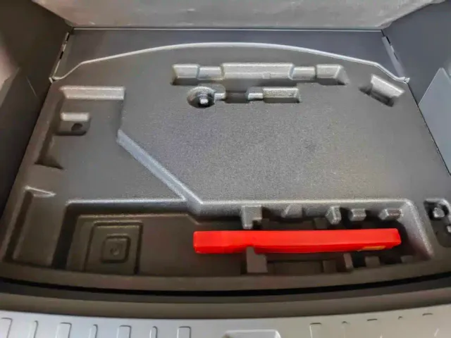 BYD Song L DM-i — Фото автомобиля 17