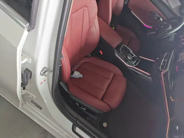 BMW 3 Series — Фото автомобиля 24