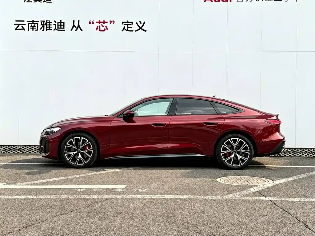 Audi Audi A5L Sportback 2025 Model 2.0T Luxury — Фото автомобиля 3
