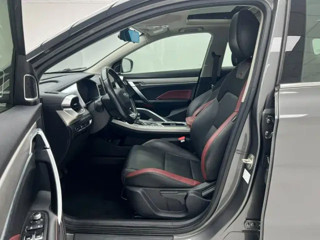Geely Binyue — Фото автомобиля 6