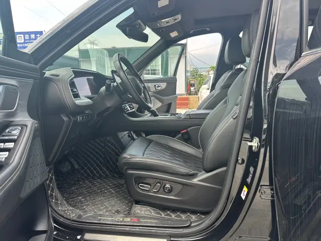 GAC Trumpchi GS8 — Фото автомобиля 5