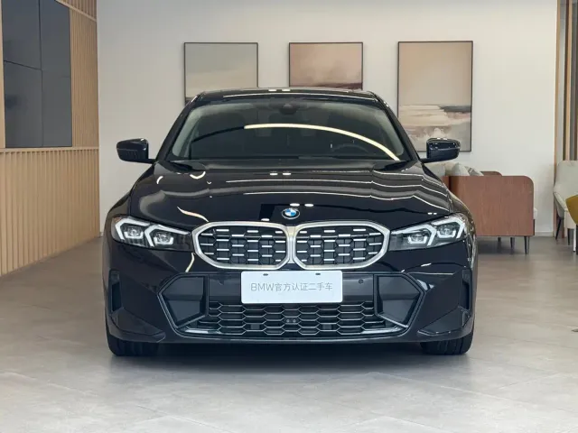 BMW 3 Series — Фото автомобиля 2