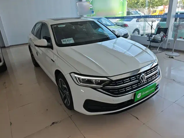 Volkswagen Sagitar — Фото автомобиля 3