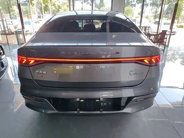 BYD Qin PLUS — Фото автомобиля 5