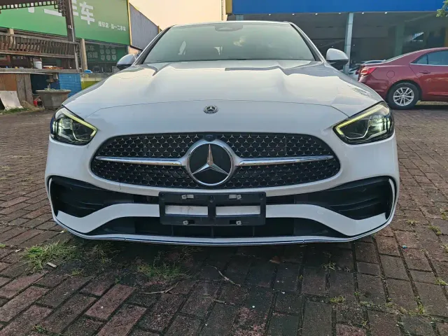 Mercedes-Benz C-Class — Фото автомобиля 2