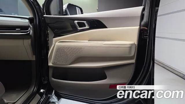 Kia Carnival — Фото автомобиля 14