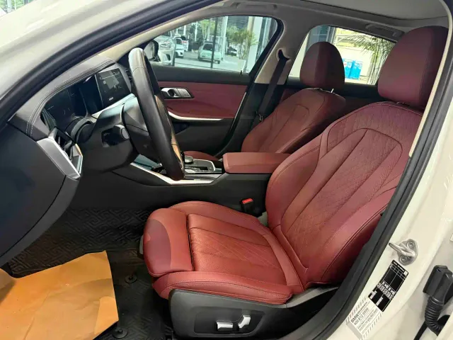 BMW 3 Series — Фото автомобиля 9