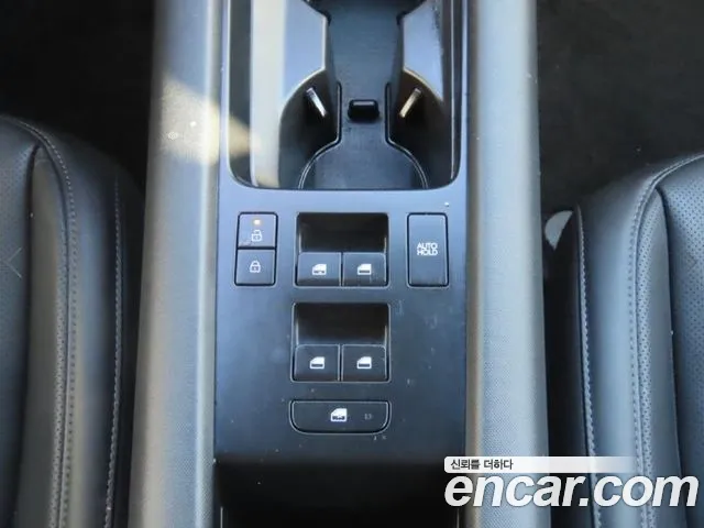 Hyundai Ioniq 6 — Фото автомобиля 12