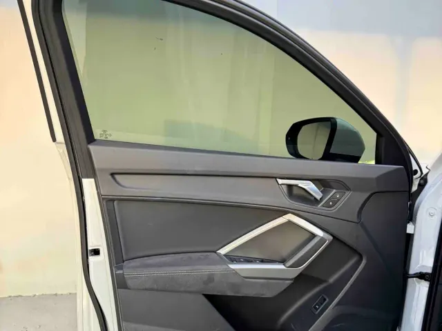 Audi Q3 — Фото автомобиля 29