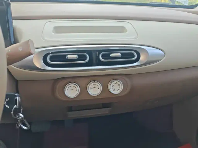 Wuling Hongguang Mini EV — Фото автомобиля 12