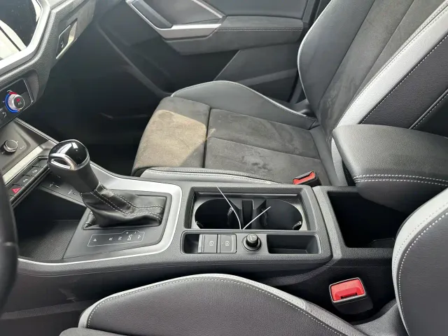 Audi Q3 — Фото автомобиля 8
