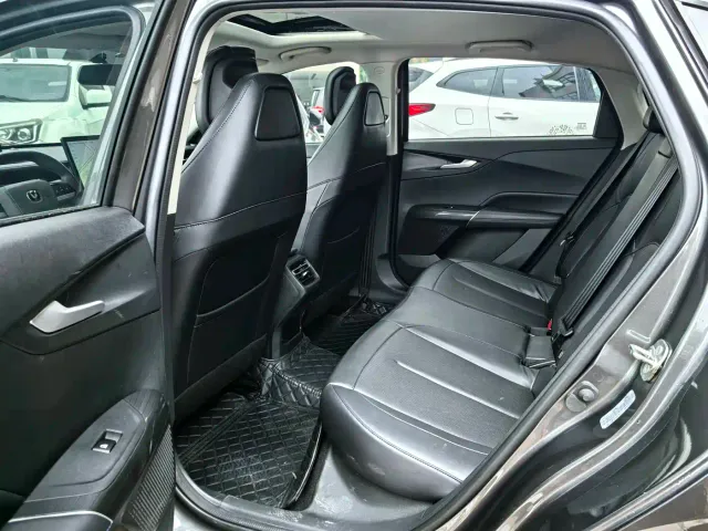 Changan Eado — Фото автомобиля 6