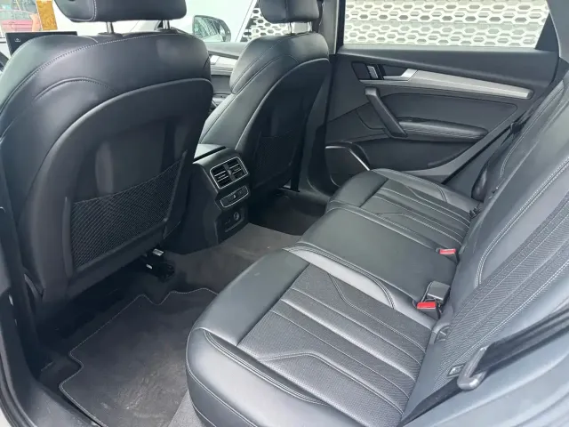 Audi Q5L — Фото автомобиля 7
