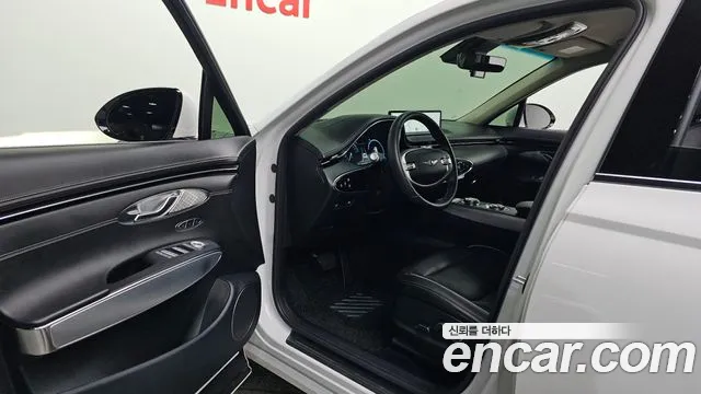 Genesis GV70 2.5T Бензин 2WD — Фото автомобиля 10