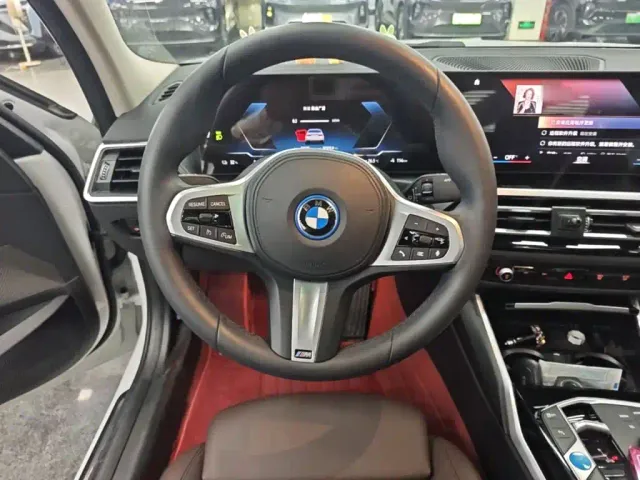 BMW BMW i3 2022 eDrive 35 L — Фото автомобиля 10
