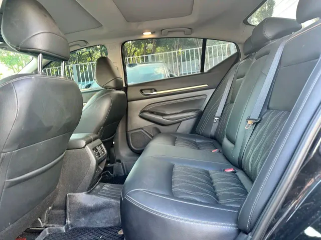 Nissan Teana — Фото автомобиля 18