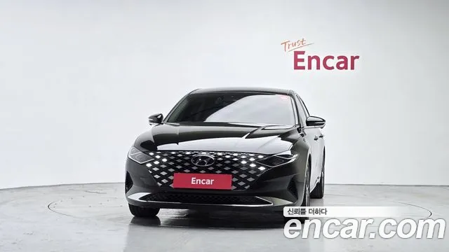 Hyundai Grandeur Grandeur (New) — Фото автомобиля 3