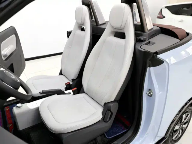 Wuling Hongguang Mini EV — Фото автомобиля 10