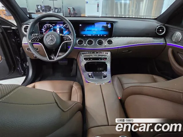 Mercedes-Benz E-Class E-класс W213 E350 4MATIC Exclusive — Фото автомобиля 16