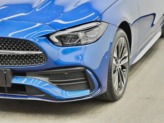 Mercedes-Benz C-Class — Фото автомобиля 26