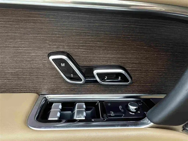 Land Rover Range Rover — Фото автомобиля 24