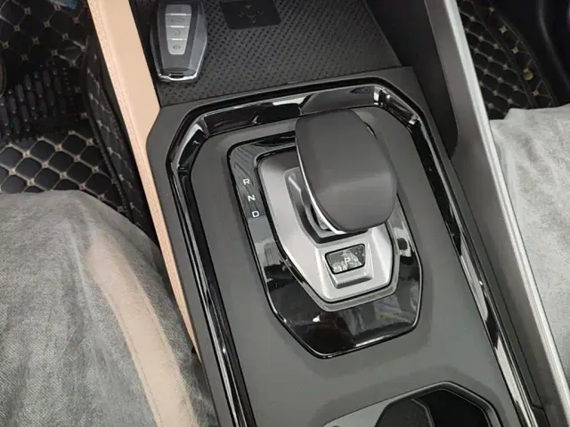 Geely Haoyue PRO — Фото автомобиля 9