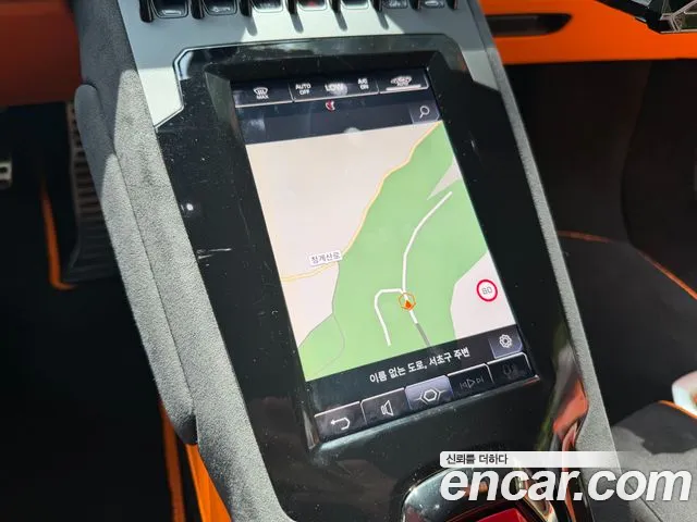 Lamborghini Huracan — Фото автомобиля 12