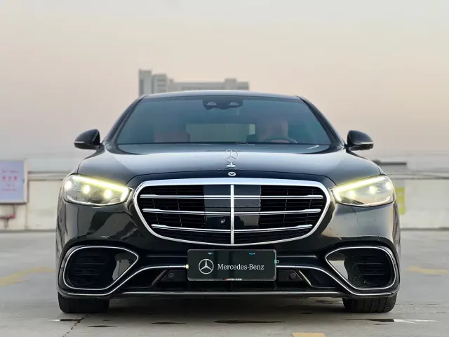 Mercedes-Benz S-Class — Фото автомобиля 2