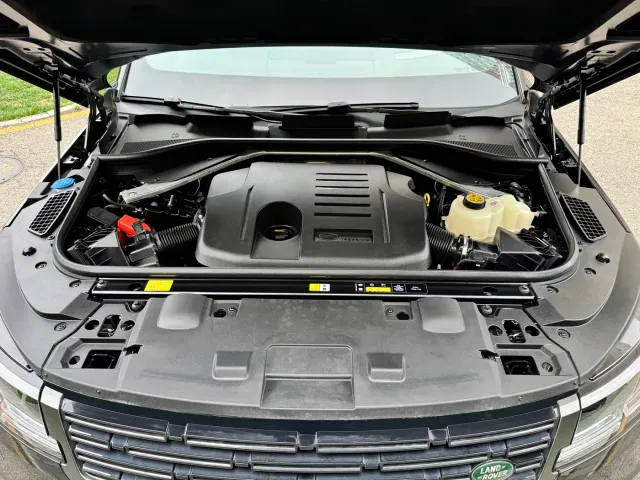 Land Rover Range Rover Sport — Фото автомобиля 22