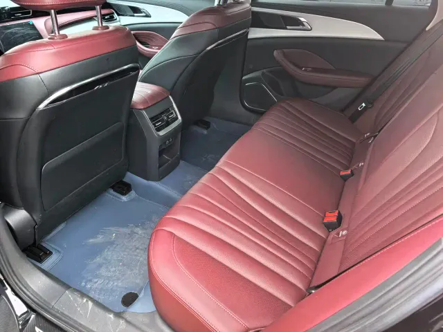 Hongqi H5 — Фото автомобиля 5
