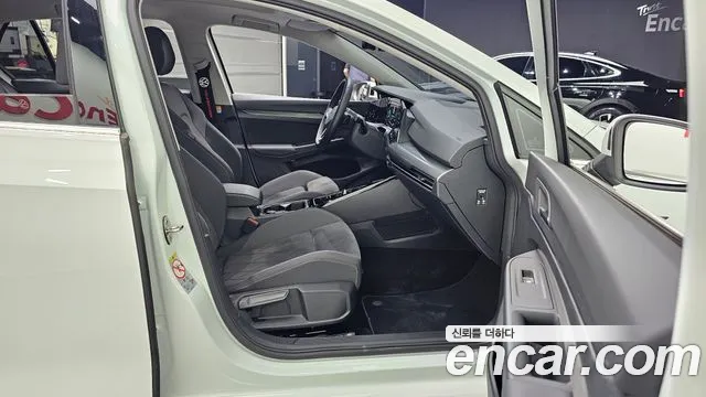 Volkswagen Golf Golf 8 поколение 2.0 TDI Prestige — Фото автомобиля 26
