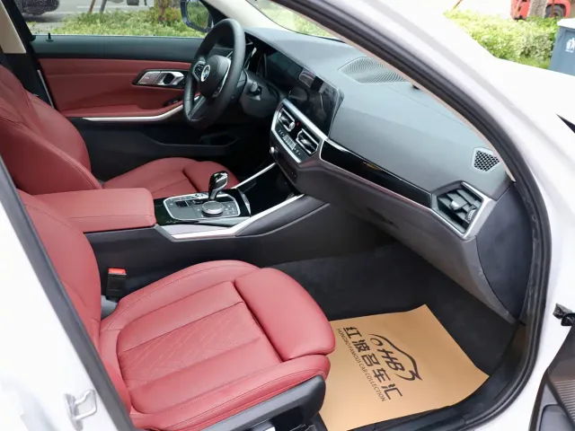 BMW 3 Series — Фото автомобиля 9