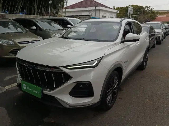 Фотография автомобиля — Changan Oushang X5