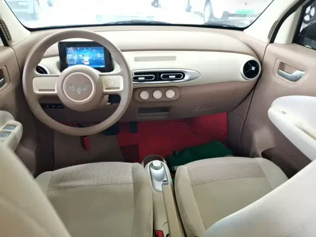Wuling Hongguang Mini EV — Фото автомобиля 9
