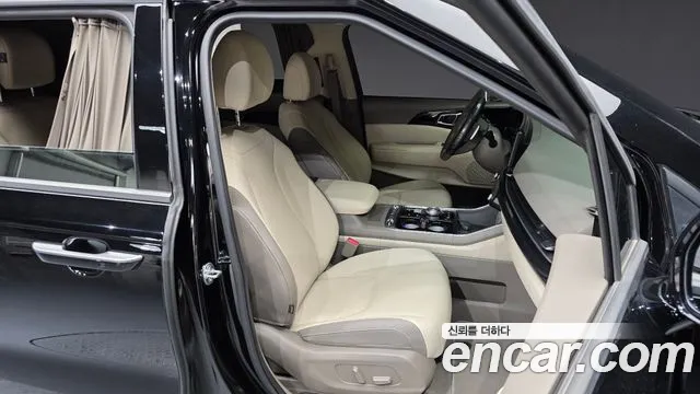 Kia Carnival Generation 4 — Фото автомобиля 16