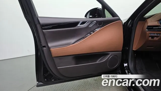 Genesis G80 Бензин 2.5 турбо 2WD — Фото автомобиля 23