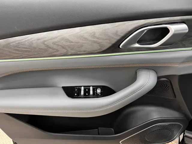 Geely Galaxy M7 — Фото автомобиля 12