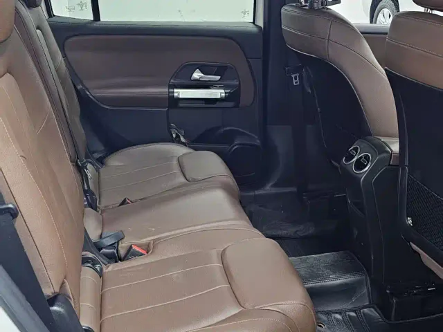 Mercedes-Benz GLB-Class — Фото автомобиля 12